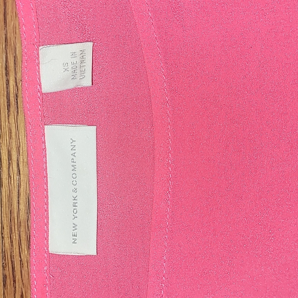 Pink blouse - Picture 3 of 4